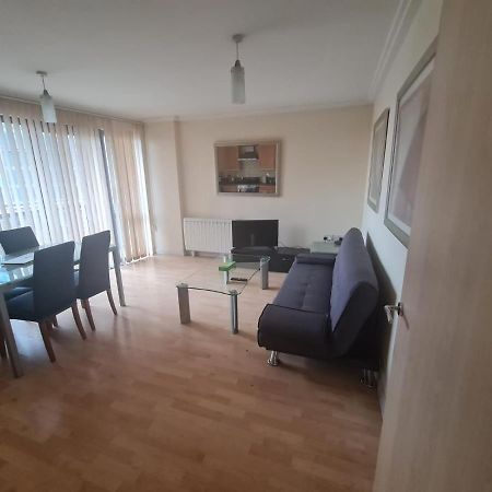 Modern Apartment In Londyn Zewnętrze zdjęcie
