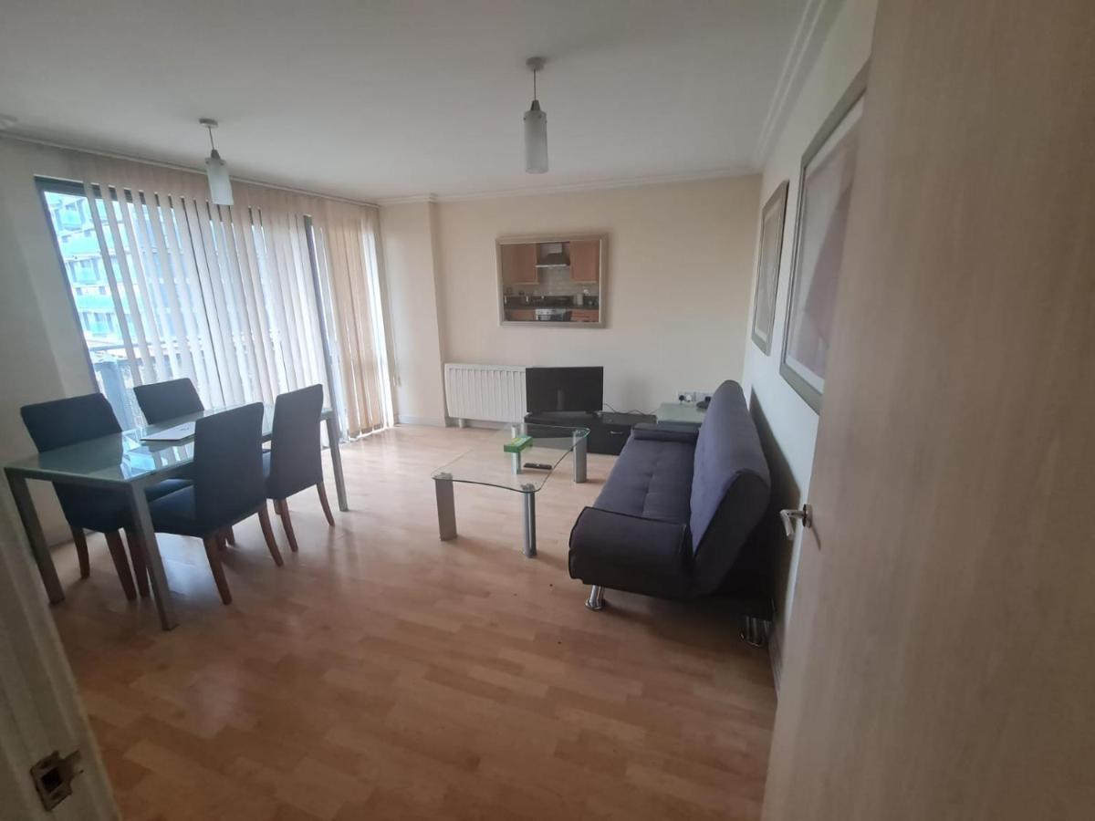 Modern Apartment In Londyn Zewnętrze zdjęcie